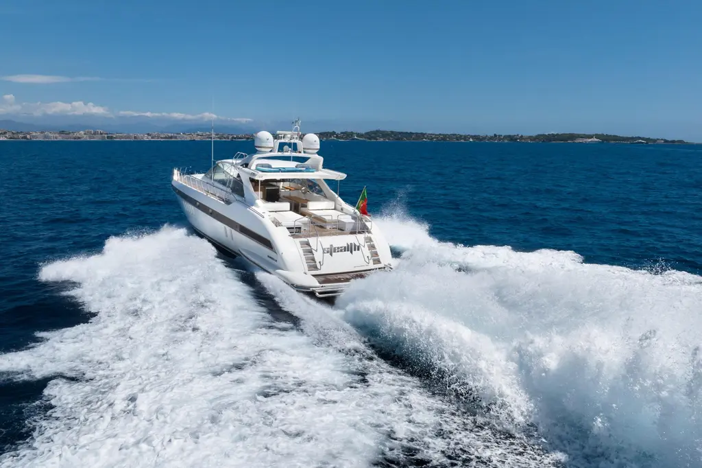  2006 Mangusta 80 Yacht For Sale in Cannes 
