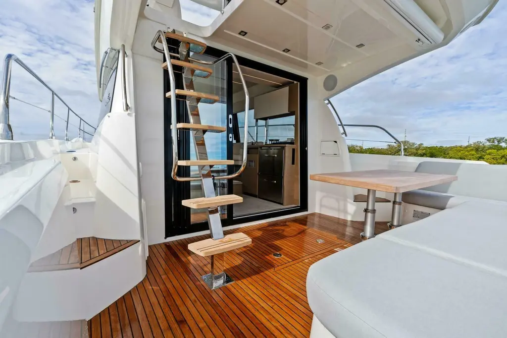 2024 Prestige 420 Yacht For Sale in St Petersburg FL 2024 Prestige 420 Yacht For Sale in St Petersburg FL