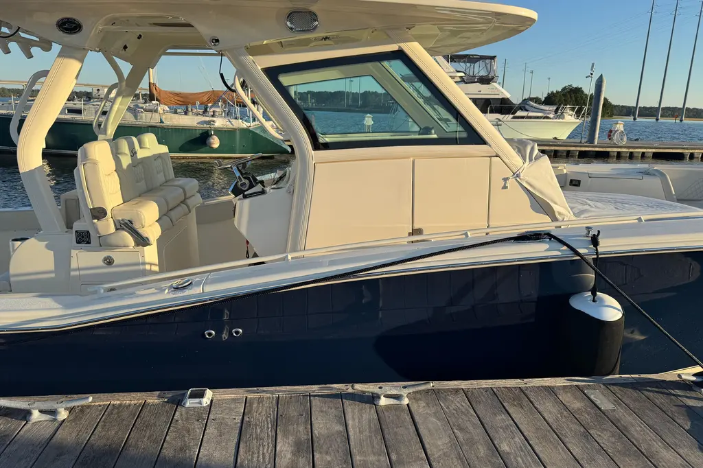2025 Scout 357 LXF Yacht For Sale in Charleston SC 2025 Scout 357 LXF Yacht For Sale in Charleston SC