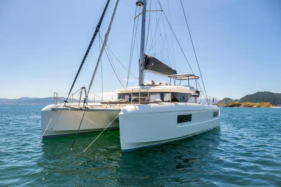 2026 Lagoon 43 Yacht For Sale in Lima 2026 Lagoon 43 Yacht For Sale in Lima