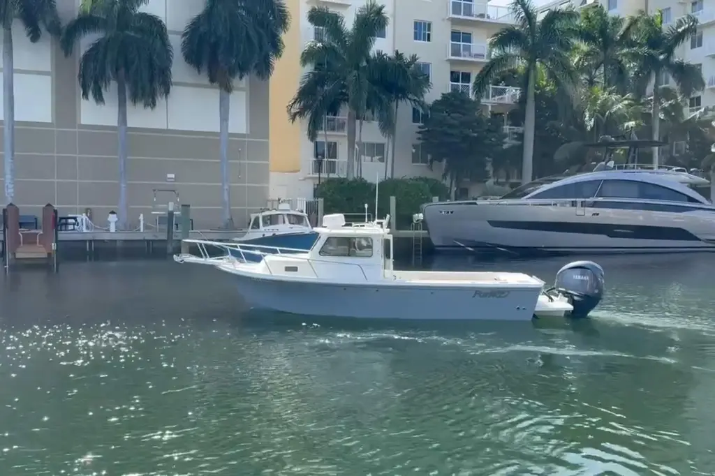 2023 Parker 2320 Sport Cabin Yacht For Sale in Fort Lauderdale FL 2023 Parker 2320 Sport Cabin Yacht For Sale in Fort Lauderdale FL
