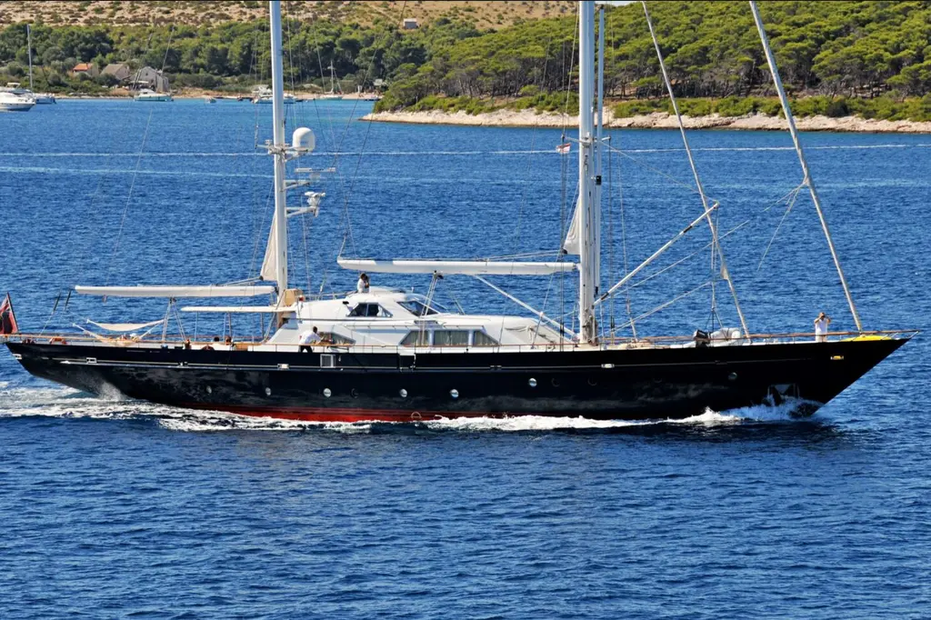 2001 Ortona Navi 115 Yacht For Sale in Piraeus 2001 Ortona Navi 115 Yacht For Sale in Piraeus