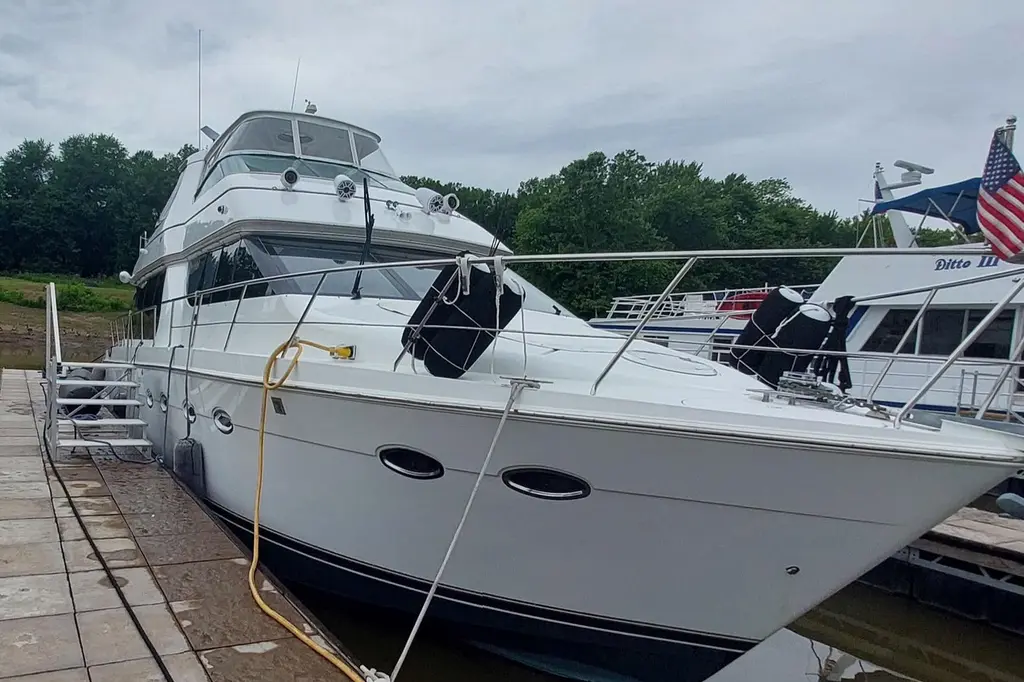 2004 Carver 570 Voyager Pilothouse Yacht For Sale in Buchanan TN 2004 Carver 570 Voyager Pilothouse Yacht For Sale in Buchanan TN