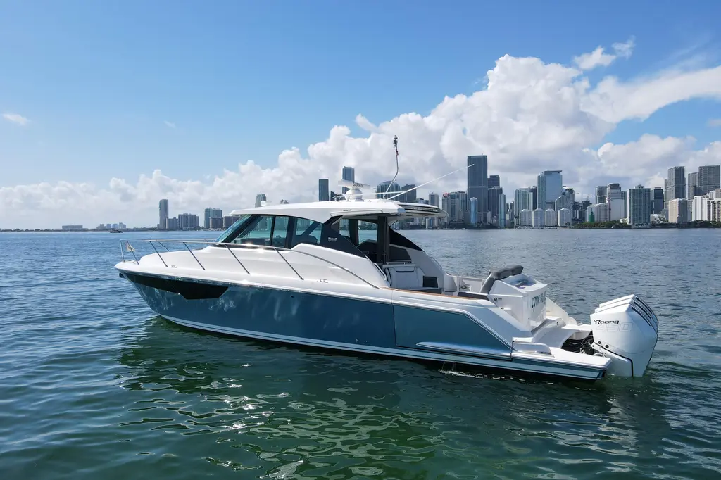 2021 Tiara Yachts 43 LE Yacht For Sale in Miami FL 2021 Tiara Yachts 43 LE Yacht For Sale in Miami FL