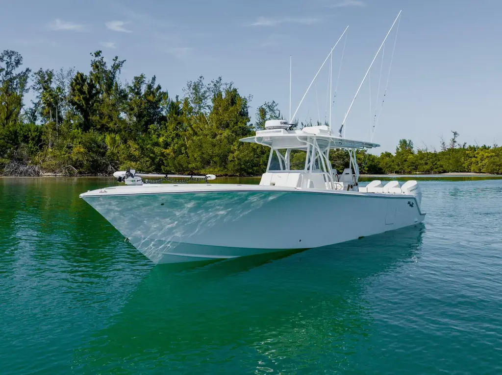 2025 SeaVee 370z Yacht For Sale in Sarasota FL 2025 SeaVee 370z Yacht For Sale in Sarasota FL