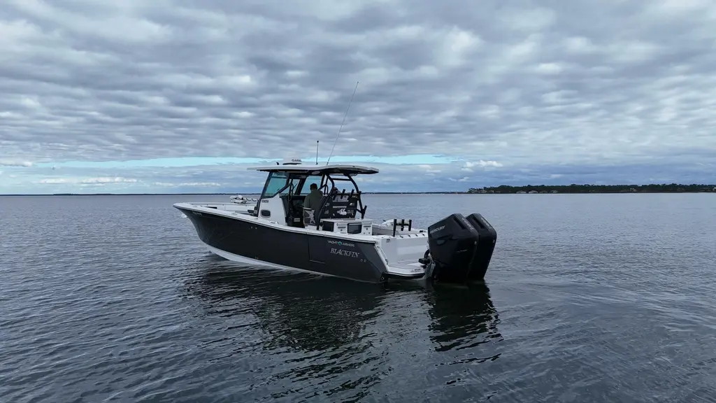 TOKYO COWBOY 2024 Blackfin 332 CC Yacht For Sale in Orange Beach AL TOKYO COWBOY 2024 Blackfin 332 CC Yacht For Sale in Orange Beach AL