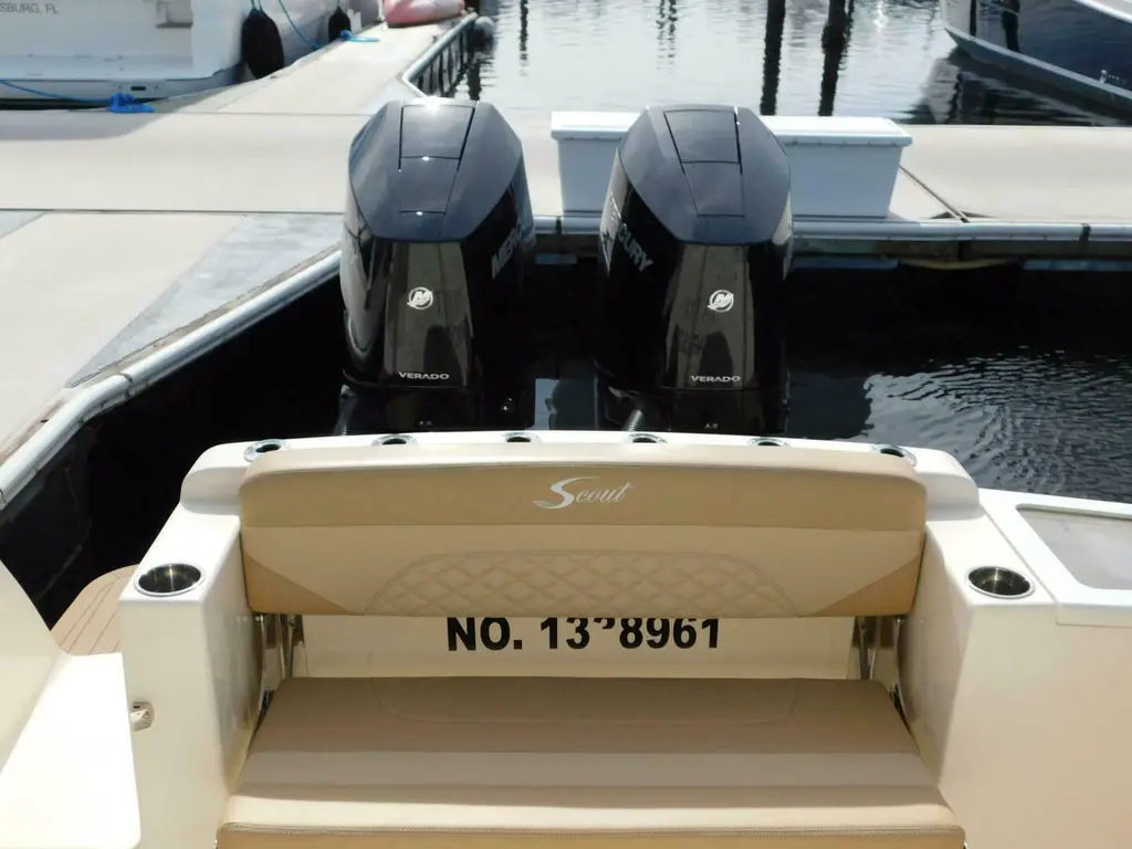  2024 Scout 330 LXF Yacht For Sale in Tarpon Springs FL