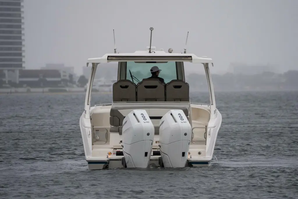 2024 Tiara Sport 34 LS Yacht For Sale in Riveria Beach FL 2024 Tiara Sport 34 LS Yacht For Sale in Riveria Beach FL