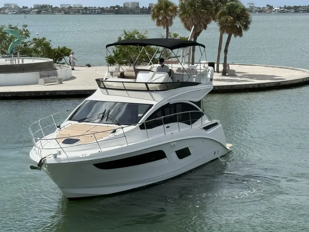 2018 Sea Ray FLY 400 Yacht For Sale in SARASOTA FL 2018 Sea Ray FLY 400 Yacht For Sale in SARASOTA FL