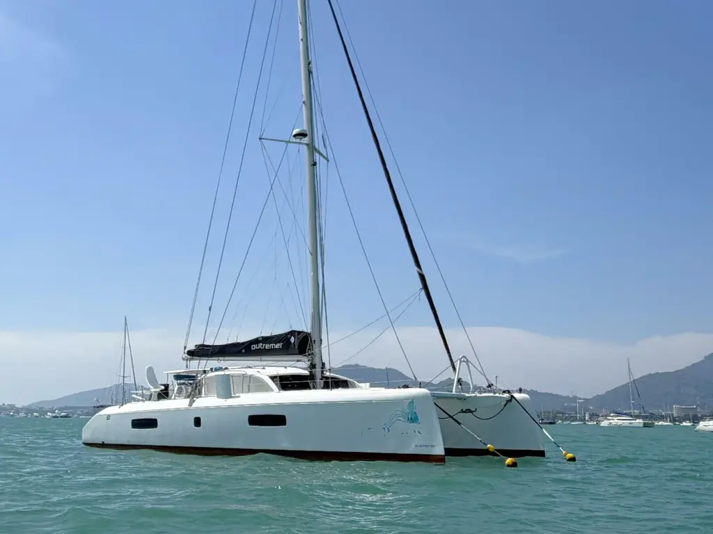 Mariposa 2017 Sailboat 51 Inverted Bow Yacht For Sale in Phuket Mariposa 2017 Sailboat 51 Inverted Bow Yacht For Sale in Phuket