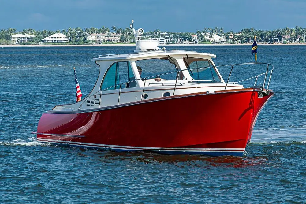 COMIN' IN HOT 2016 Hinckley Talaria 34 Yacht For Sale in Stuart FL COMIN' IN HOT 2016 Hinckley Talaria 34 Yacht For Sale in Stuart FL
