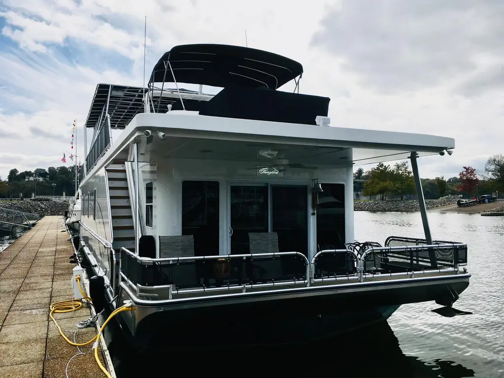 Mama's Happy 2016 Thoroughbred 67x17 Yacht For Sale in New Site MS