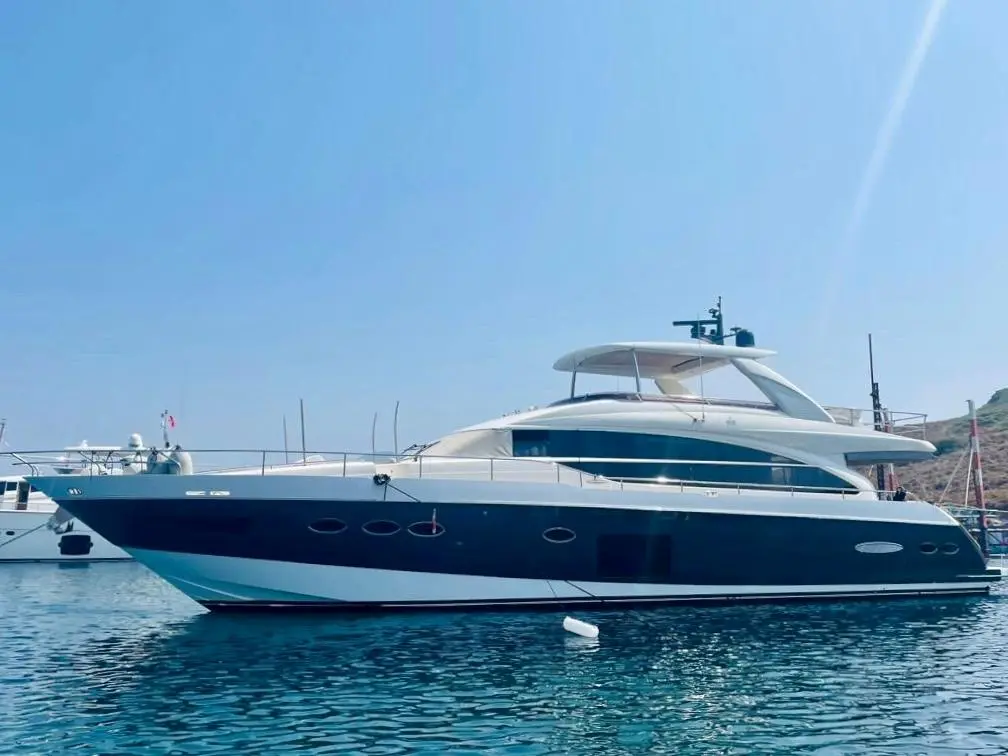 2015 Princess 82 Yacht For Sale in Istanbul 2015 Princess 82 Yacht For Sale in Istanbul