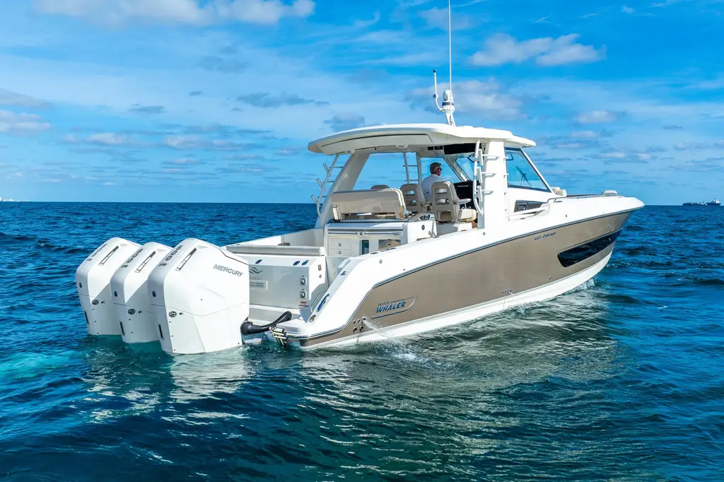 GUGUI 2024 Boston Whaler 420 Outrage Yacht For Sale in Fort Lauderdale FL GUGUI 2024 Boston Whaler 420 Outrage Yacht For Sale in Fort Lauderdale FL