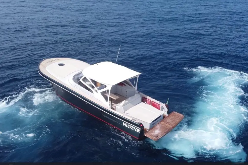 2008 Custom Teorema 42 ROSSOCORSA Yacht For Sale in Genoa IT-GE 2008 Custom Teorema 42 ROSSOCORSA Yacht For Sale in Genoa IT-GE