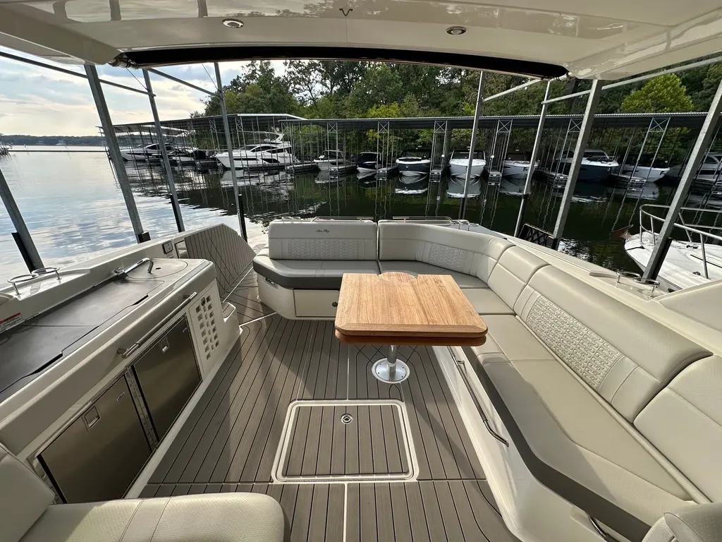 2022 Sea Ray SLX 400 Yacht For Sale in Lake Ozark MO 2022 Sea Ray SLX 400 Yacht For Sale in Lake Ozark MO