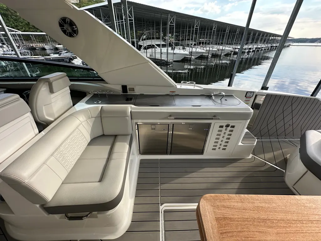 2022 Sea Ray SLX 400 Yacht For Sale in Lake Ozark MO 2022 Sea Ray SLX 400 Yacht For Sale in Lake Ozark MO