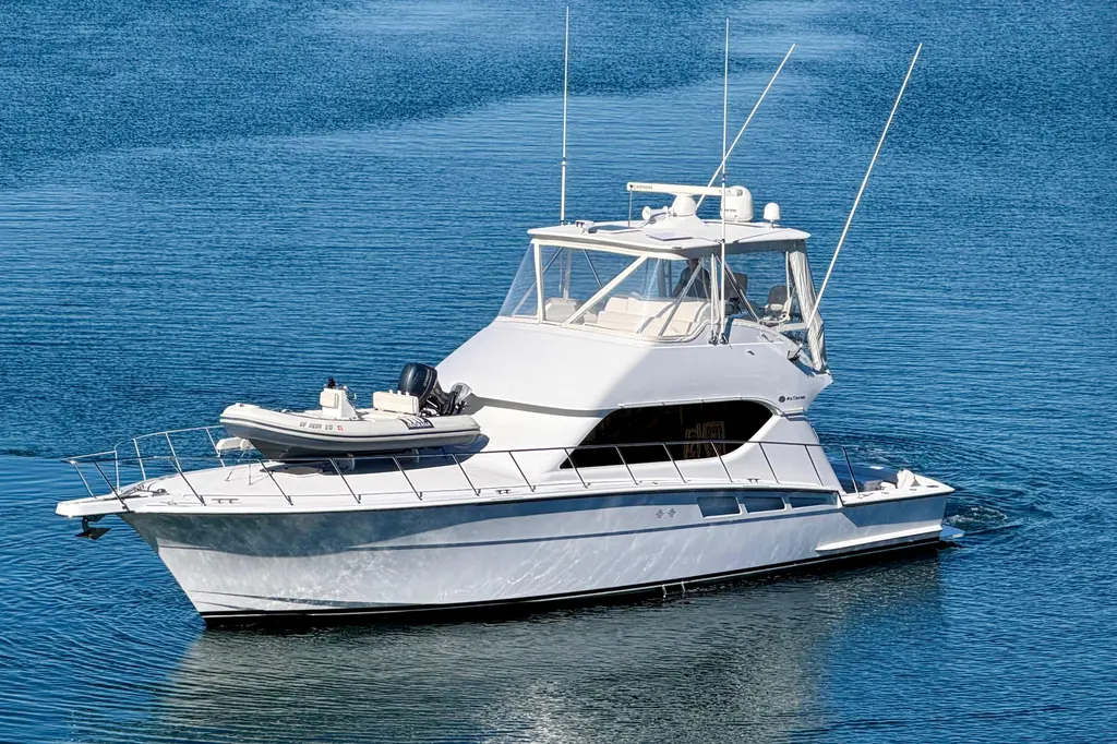 2006 Hatteras 50 Convertible Yacht For Sale in Huntington Beach CA 2006 Hatteras 50 Convertible Yacht For Sale in Huntington Beach CA