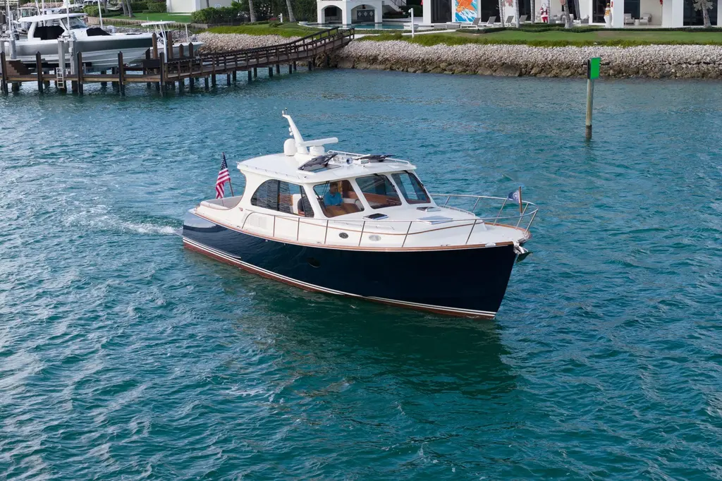 WREN 2015 Hinckley Talaria 43 Yacht For Sale in Naples FL WREN 2015 Hinckley Talaria 43 Yacht For Sale in Naples FL