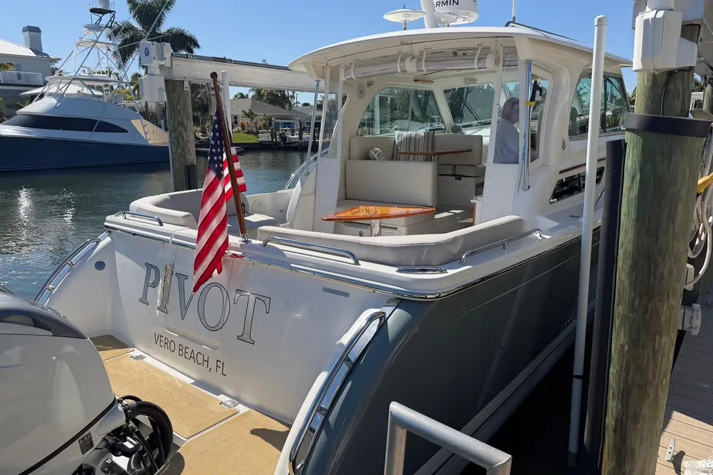 Pivot 2023 Back Cove 34O Yacht For Sale in Vero Beach FL Pivot 2023 Back Cove 34O Yacht For Sale in Vero Beach FL