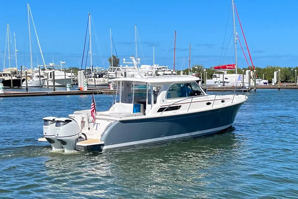 Pivot 2023 Back Cove 34O Yacht For Sale in Vero Beach FL Pivot 2023 Back Cove 34O Yacht For Sale in Vero Beach FL