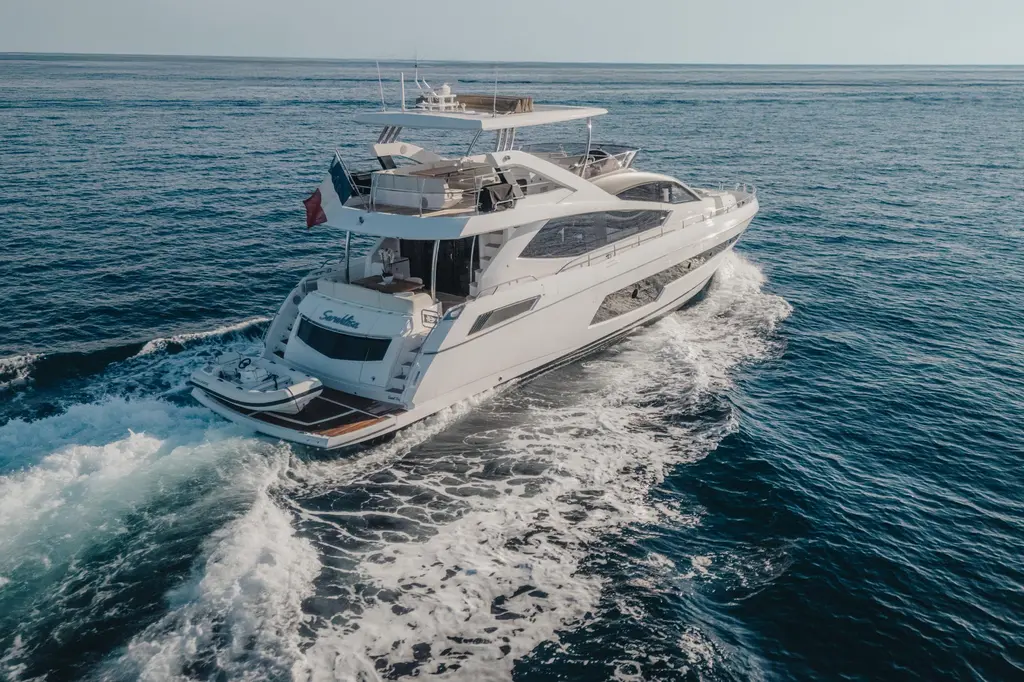 SARAHLISA 2015 Sunseeker 75 Yacht Yacht For Sale in Marseille 13 SARAHLISA 2015 Sunseeker 75 Yacht Yacht For Sale in Marseille 13