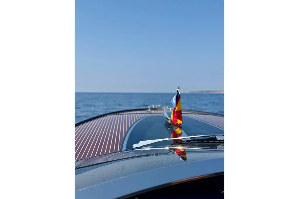 2025 Riva 38' Rivamare Yacht For Sale in Lisbon 2025 Riva 38' Rivamare Yacht For Sale in Lisbon