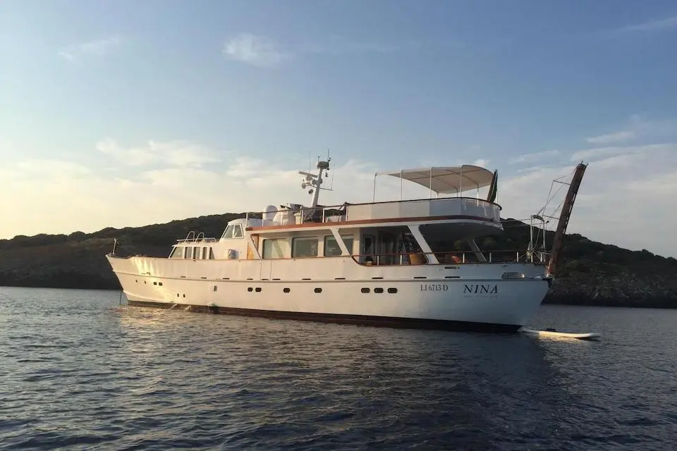 Nina 1964 Custom Costaguta Classic Motor Yacht Yacht For Sale in Porto Ercole IT-GR Nina 1964 Custom Costaguta Classic Motor Yacht Yacht For Sale in Porto Ercole IT-GR