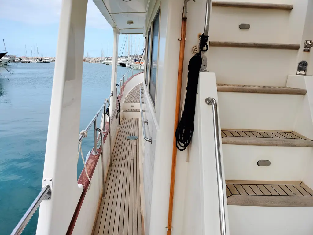 Sesaccia 2007 Grand Banks 47 Europa Yacht For Sale in Nettuno IT-RM Sesaccia 2007 Grand Banks 47 Europa Yacht For Sale in Nettuno IT-RM