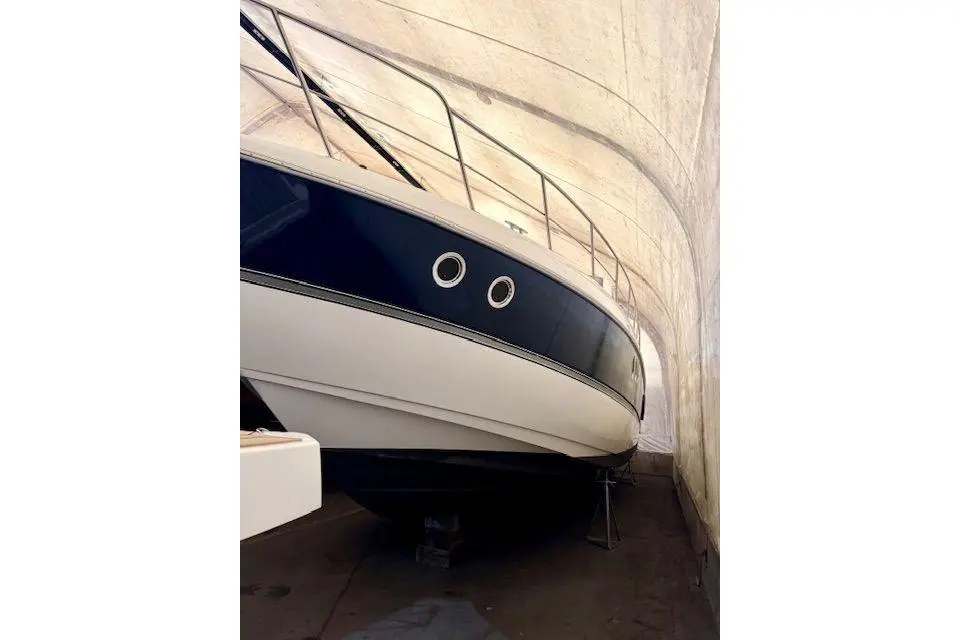 2013 Cruisers Yachts 540 Sports Coupe Yacht For Sale in Toronto ON 2013 Cruisers Yachts 540 Sports Coupe Yacht For Sale in Toronto ON