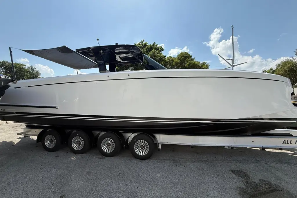  2022 Pardo Yachts 38 Yacht For Sale in Miami Beach FL