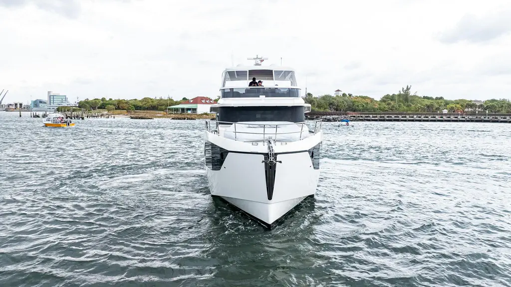 AVAILABLE NOW 2024 Absolute Yachts Navetta 68 Yacht For Sale in Staten Island NY AVAILABLE NOW 2024 Absolute Yachts Navetta 68 Yacht For Sale in Staten Island NY