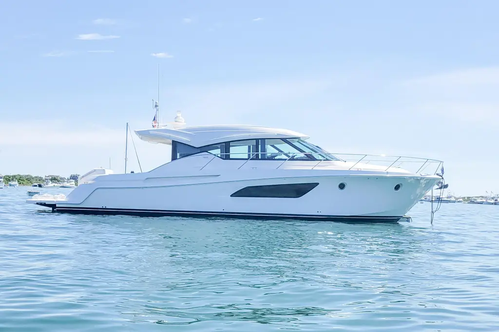Courageous 2020 Tiara Yachts C53 Coupe Yacht For Sale in Westbrook CT Courageous 2020 Tiara Yachts C53 Coupe Yacht For Sale in Westbrook CT