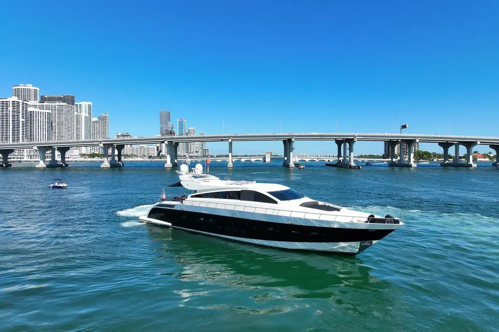 Venture 2007 Arno Leopard 31 Yacht For Sale in Miami Beach FL Venture 2007 Arno Leopard 31 Yacht For Sale in Miami Beach FL