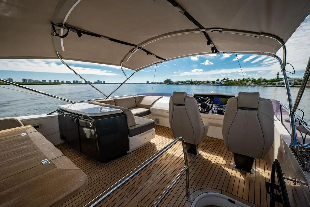 2016 Princess S65 Yacht For Sale in West Palm Beach FL 2016 Princess S65 Yacht For Sale in West Palm Beach FL