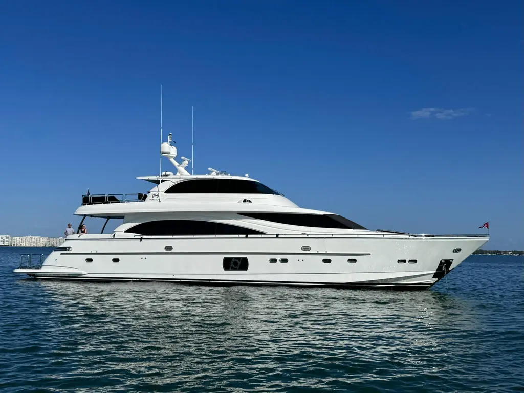 Encore 2015 Horizon E88 Yacht For Sale in St Petersburg FL Encore 2015 Horizon E88 Yacht For Sale in St Petersburg FL
