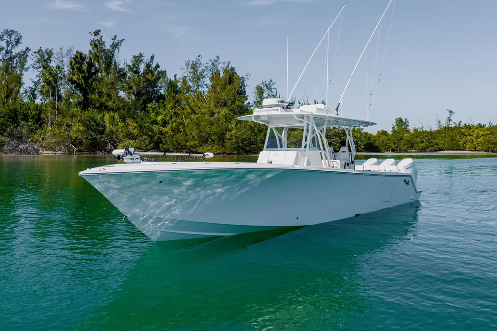 2025 SeaVee 370Z Yacht For Sale in Sarasota FL 2025 SeaVee 370Z Yacht For Sale in Sarasota FL