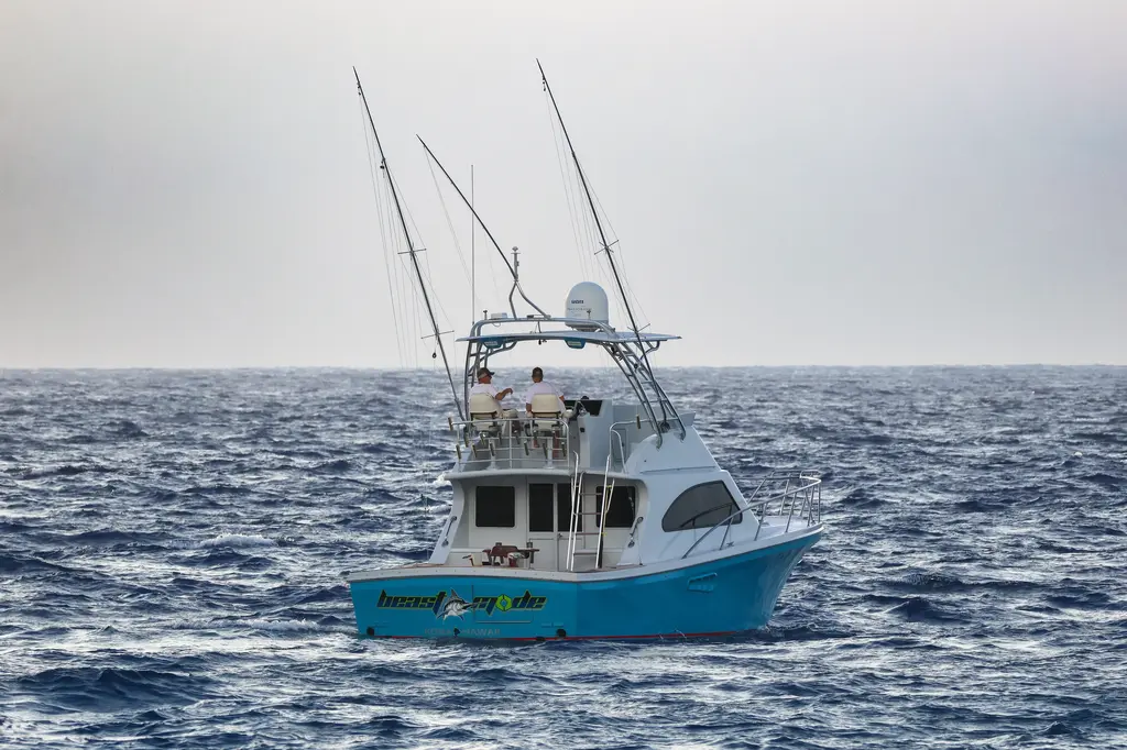 Beast Mode 2001 Black Watch 40 Yacht For Sale in Kailua HI Beast Mode 2001 Black Watch 40 Yacht For Sale in Kailua HI