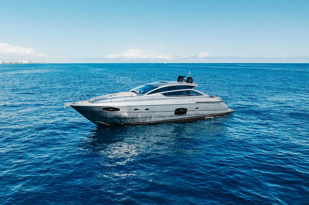 PLASTERED 2016 Pershing 62 Pershing Yacht For Sale in Pompano Beach FL PLASTERED 2016 Pershing 62 Pershing Yacht For Sale in Pompano Beach FL