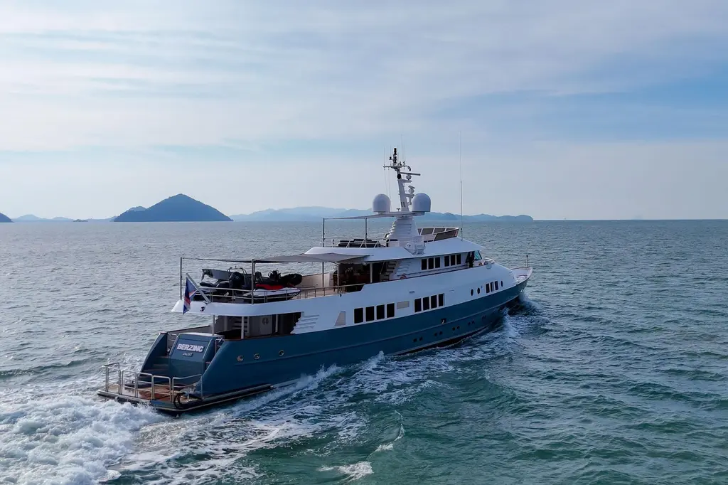 BERZINC 1977 Custom Yacht For Sale in La Seyne-sur-Mer 83 BERZINC 1977 Custom Yacht For Sale in La Seyne-sur-Mer 83