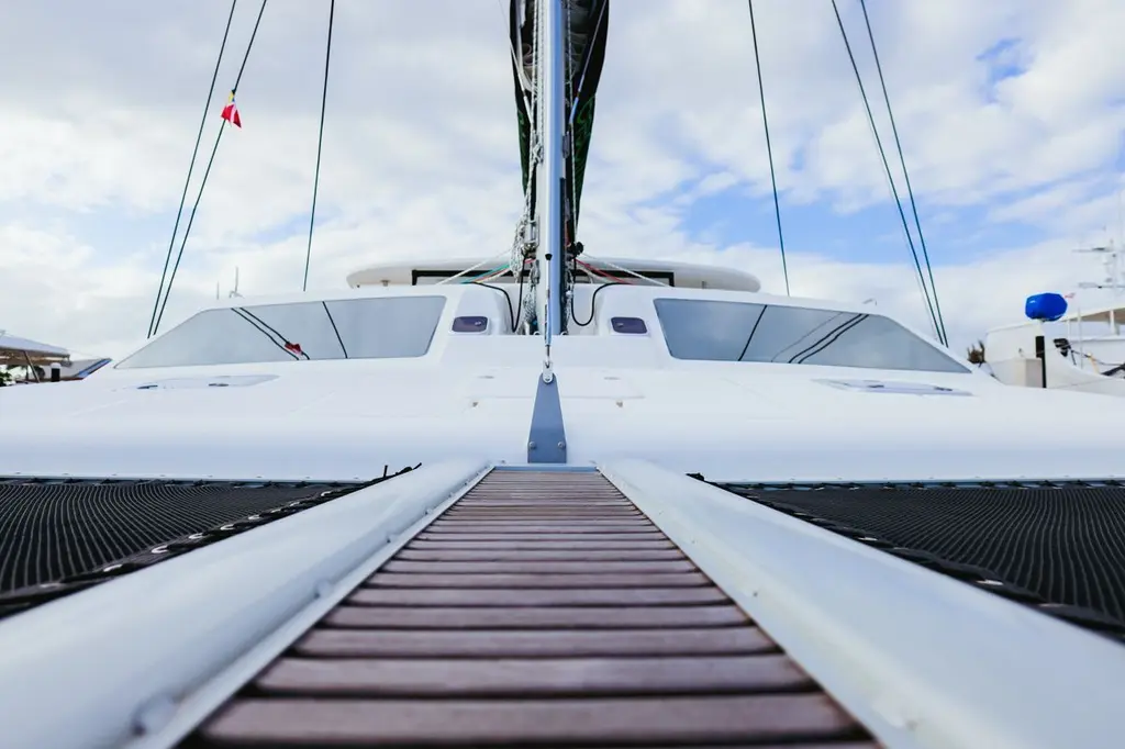ELECTRIFIED 2018 Voyage Yachts 480E Yacht For Sale in Freeport ELECTRIFIED 2018 Voyage Yachts 480E Yacht For Sale in Freeport