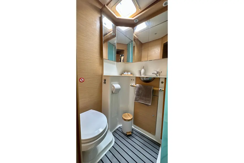 2008 Lagoon 500 Yacht For Sale in Aigio 2008 Lagoon 500 Yacht For Sale in Aigio