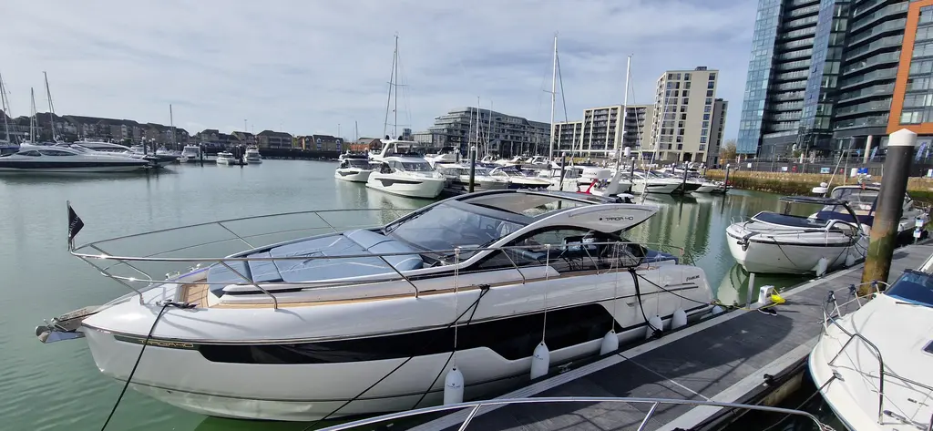 2024 Fairline Targa 40 Yacht For Sale in Southampton E19 2024 Fairline Targa 40 Yacht For Sale in Southampton E19