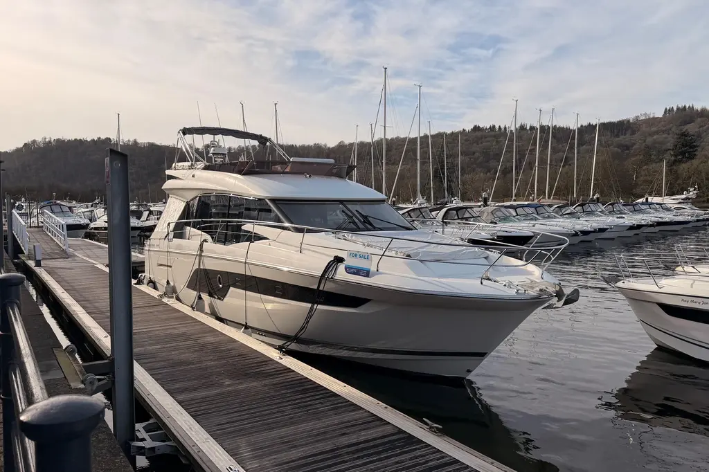 2020 Prestige 520 Yacht For Sale in Windermere E09 2020 Prestige 520 Yacht For Sale in Windermere E09