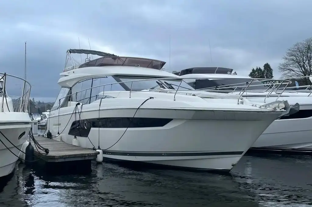 2020 Prestige 520 Yacht For Sale in Windermere E09 2020 Prestige 520 Yacht For Sale in Windermere E09