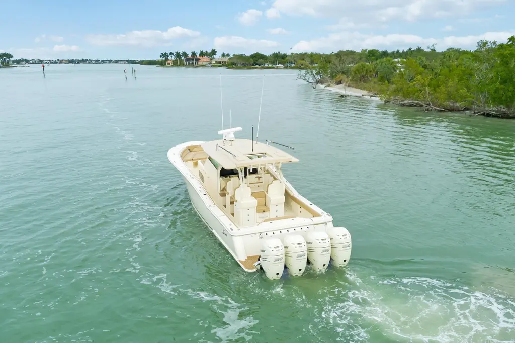 2018 Scout 420 LXF Yacht For Sale in Fort Lauderdale FL 2018 Scout 420 LXF Yacht For Sale in Fort Lauderdale FL