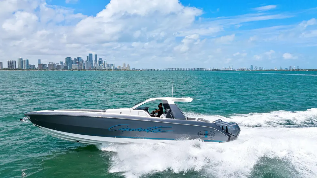 2022 Cigarette 42' Auroris Yacht For Sale in Miami FL 2022 Cigarette 42' Auroris Yacht For Sale in Miami FL