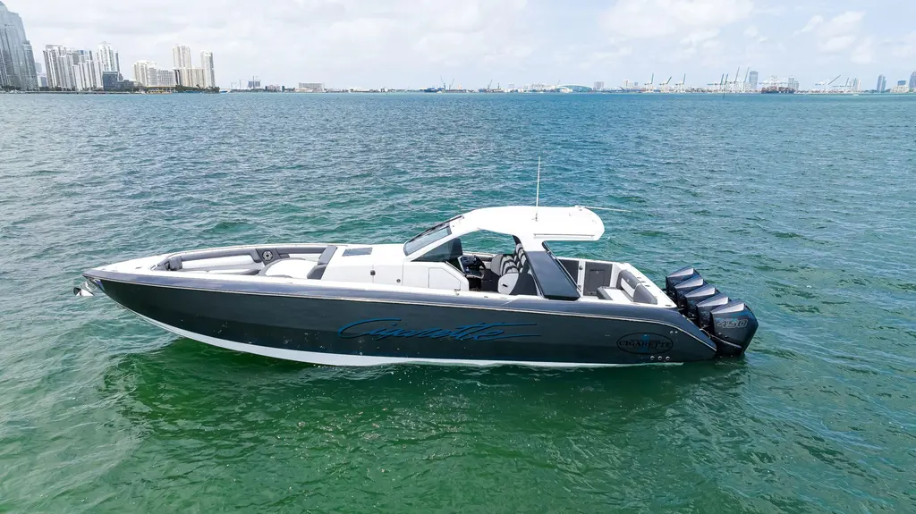 2022 Cigarette 42' Auroris Yacht For Sale in Miami FL 2022 Cigarette 42' Auroris Yacht For Sale in Miami FL