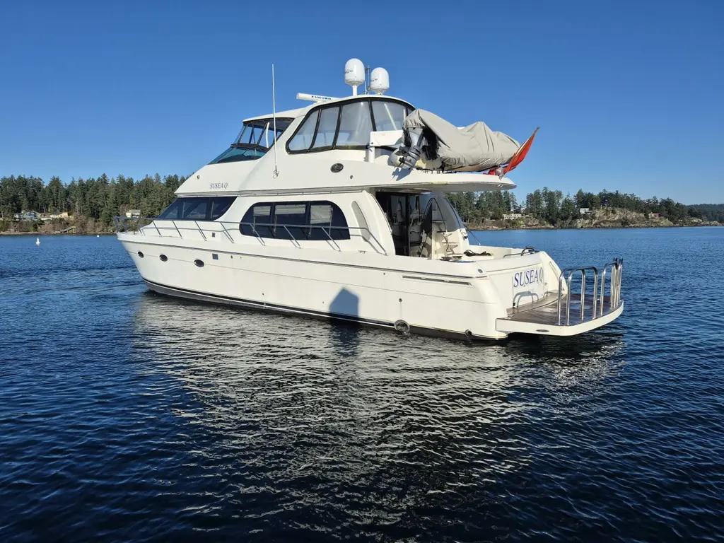 2005 Carver 560 Voyager Yacht For Sale in Sidney British Columbia 2005 Carver 560 Voyager Yacht For Sale in Sidney British Columbia