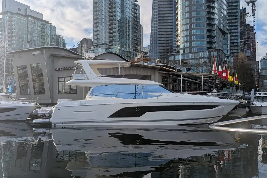Heavin 2022 Prestige 590 Yacht For Sale in Coal Harbour BC Heavin 2022 Prestige 590 Yacht For Sale in Coal Harbour BC